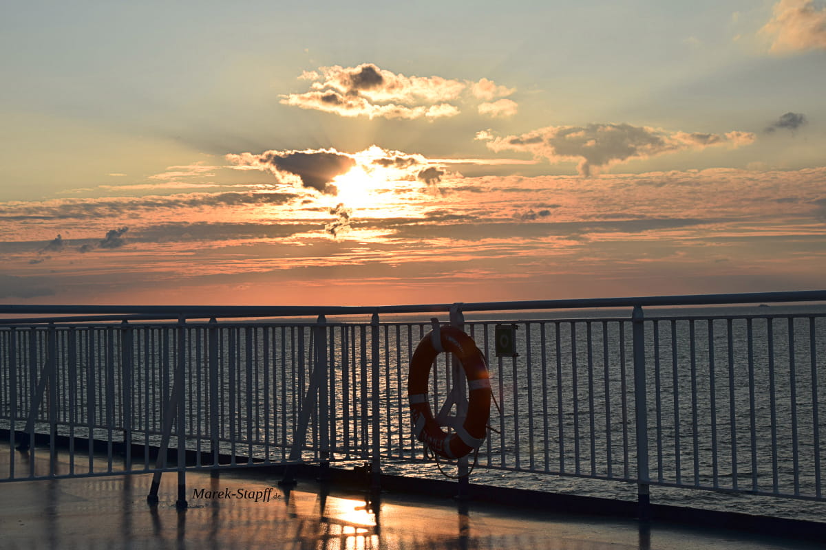 Mit einem Schiff um die Welt